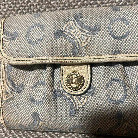 Celine Authentic blue and white compact wallet - Picture 5 of 17